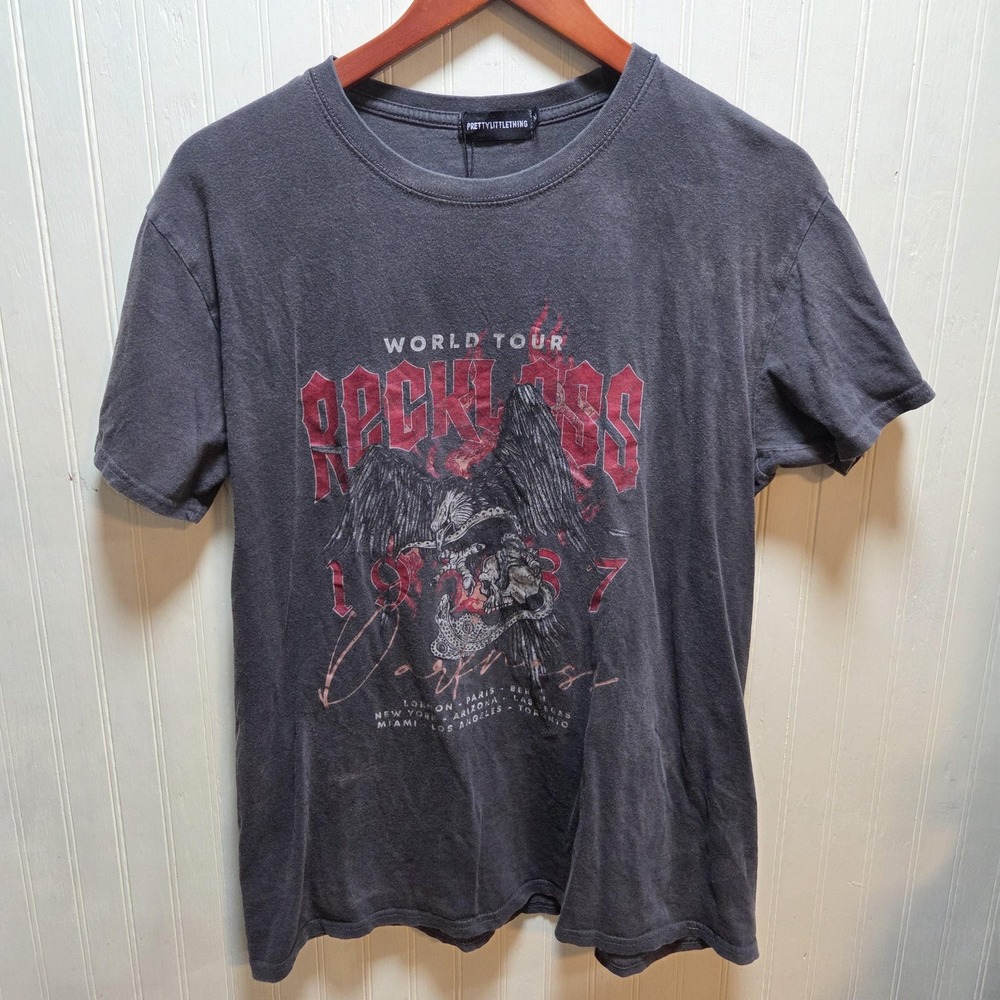 PrettyLittleThing Shirt Womens Medium Gray World Tour Graphic Reckless Tee Top